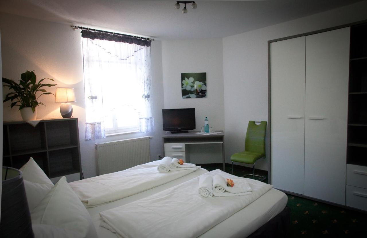 Ratskeller Thum Hotel Ngoại thất bức ảnh