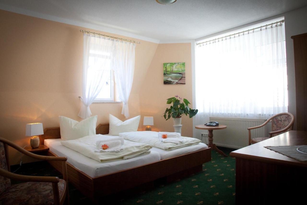 Ratskeller Thum Hotel Ngoại thất bức ảnh