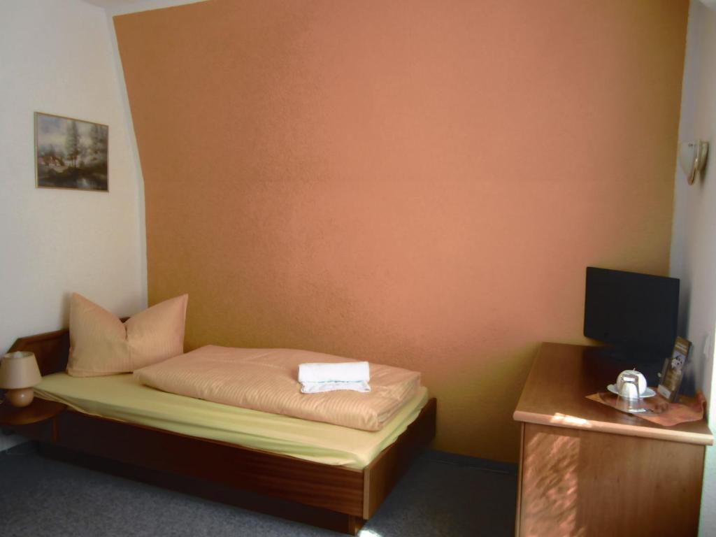 Ratskeller Thum Hotel Ngoại thất bức ảnh